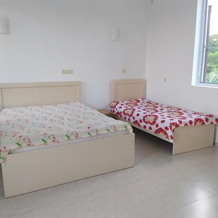 Emzari'S Apartment Kobuleti ภายนอก รูปภาพ