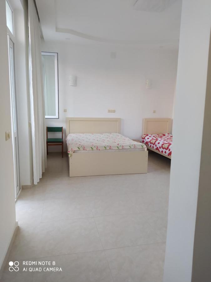Emzari'S Apartment Kobuleti ภายนอก รูปภาพ