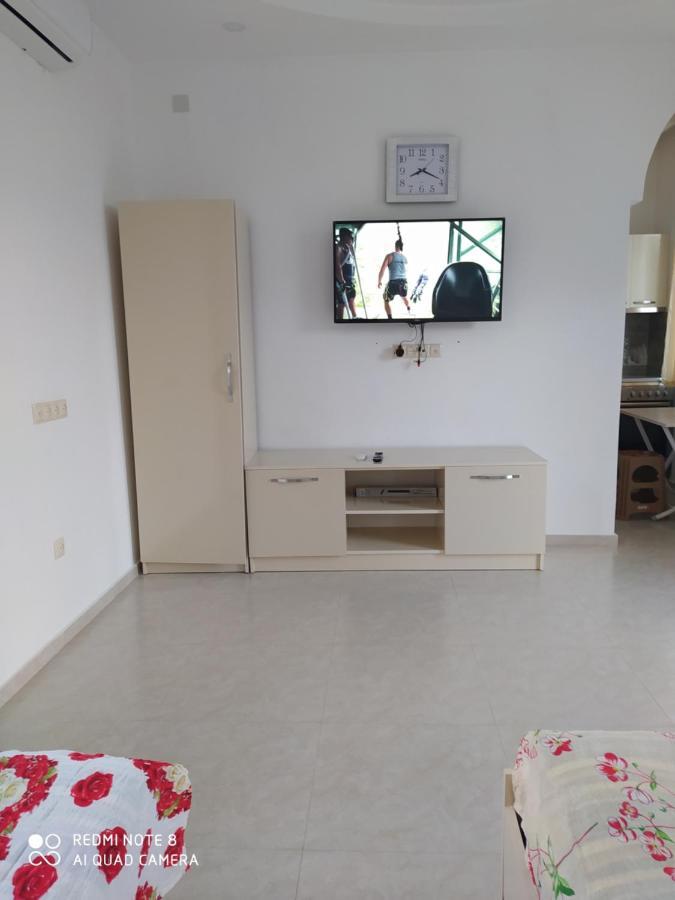 Emzari'S Apartment Kobuleti ภายนอก รูปภาพ