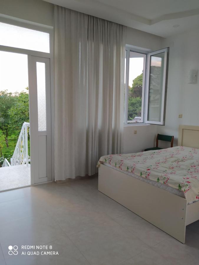Emzari'S Apartment Kobuleti ภายนอก รูปภาพ