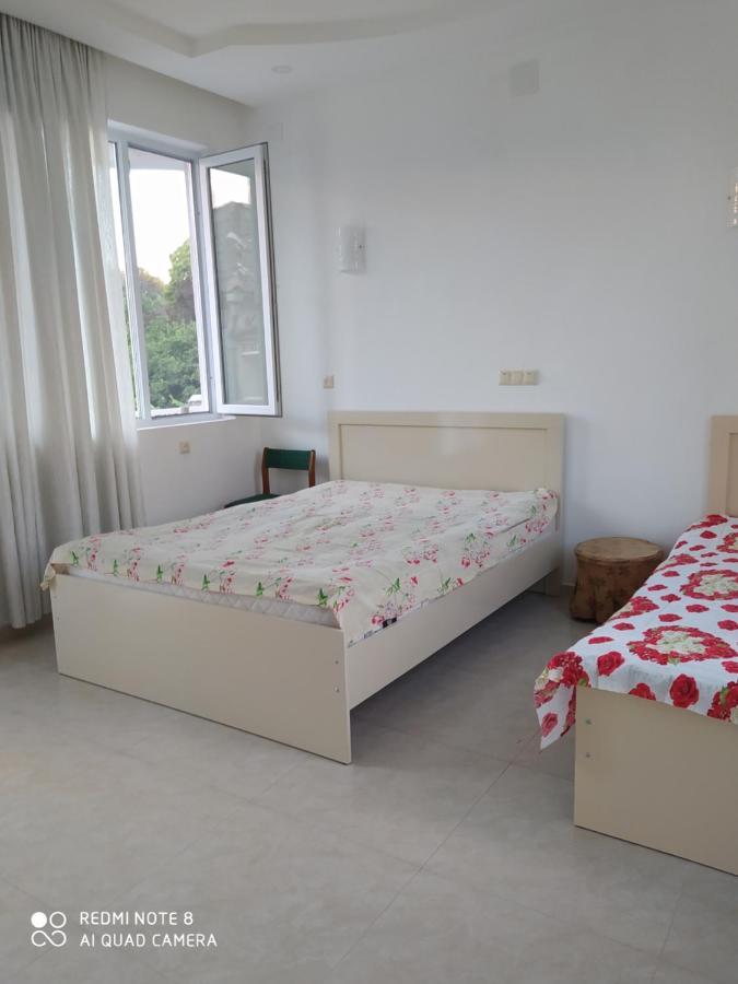 Emzari'S Apartment Kobuleti ภายนอก รูปภาพ